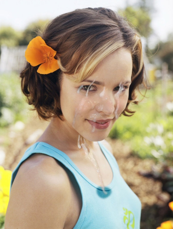 Рэйчел МакАдамс голая. Фото - 8