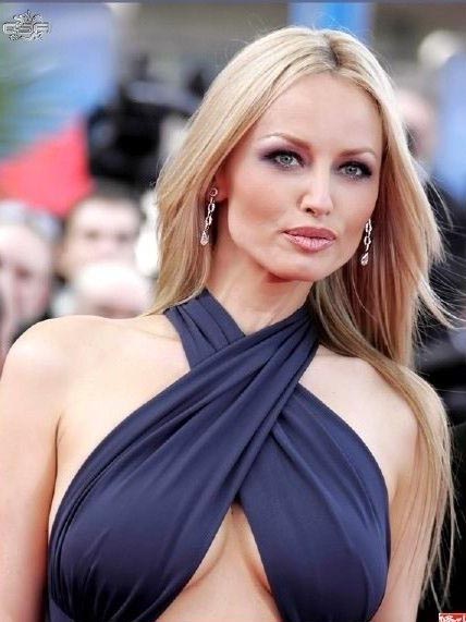 Адриана Скленарикова голая. Фото - 36