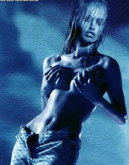 Адриана Скленарикова голая. Фото - 5