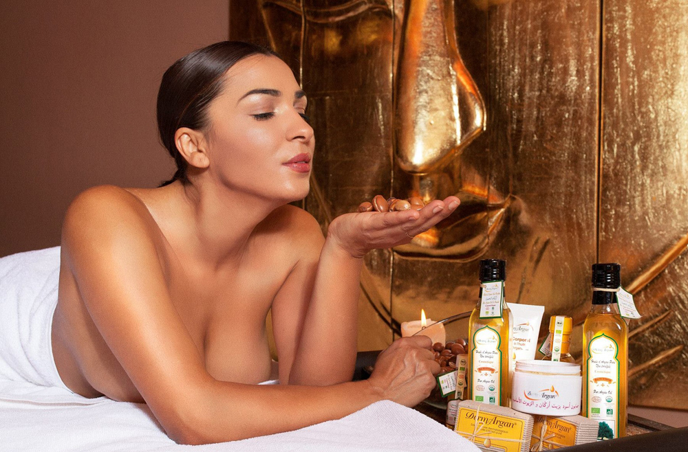 Анифе Выскочилова голая. Фото - 21