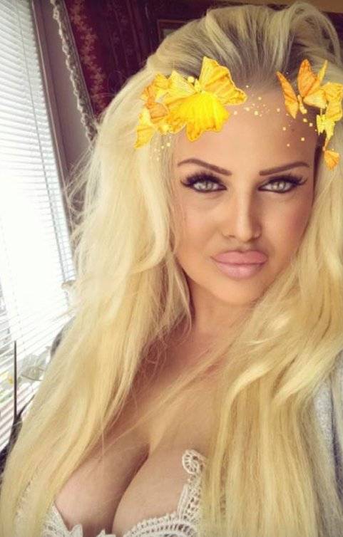 Шарлотта Штикова голая. Фото - 14