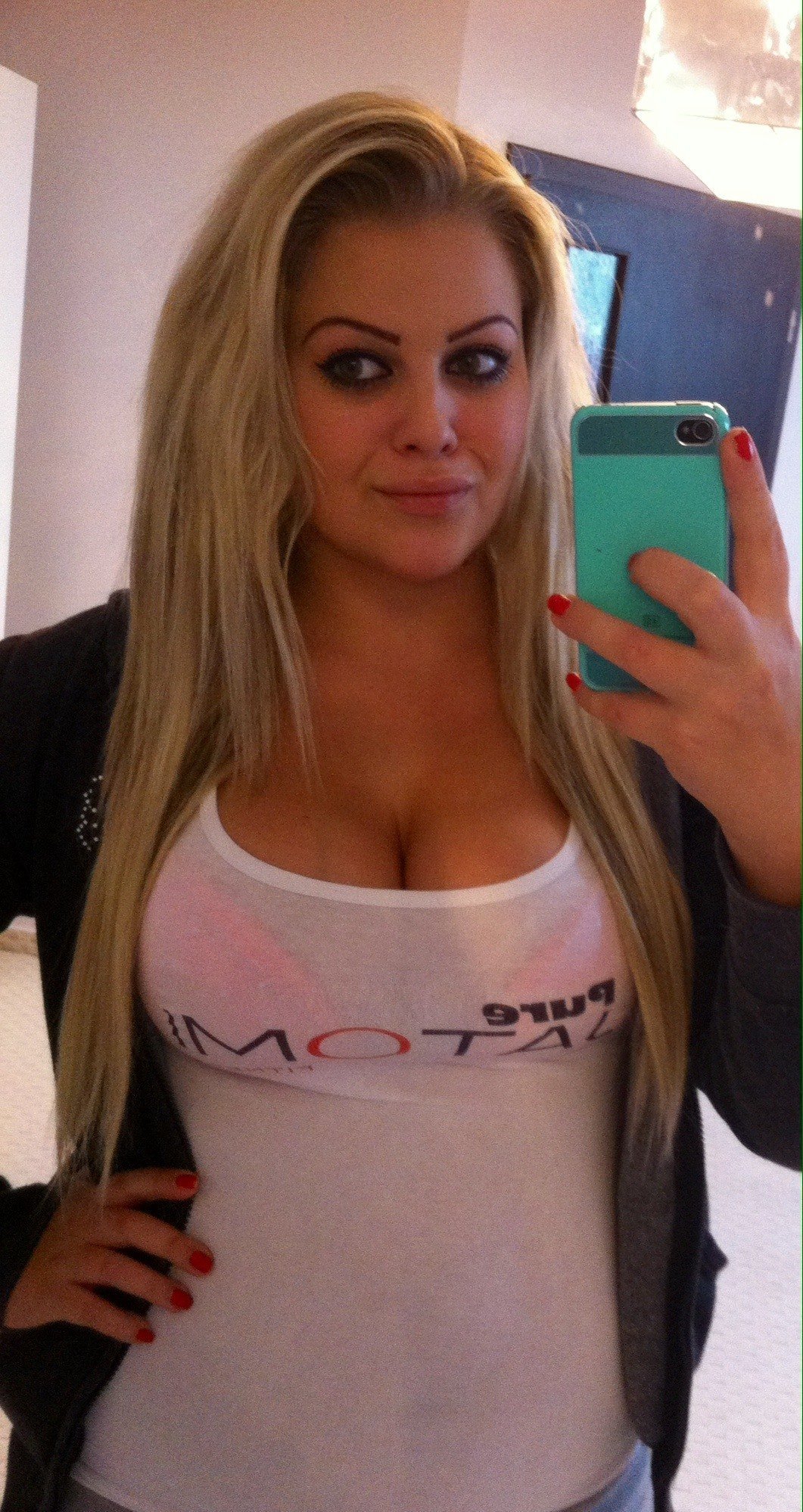 Шарлотта Штикова голая. Фото - 4