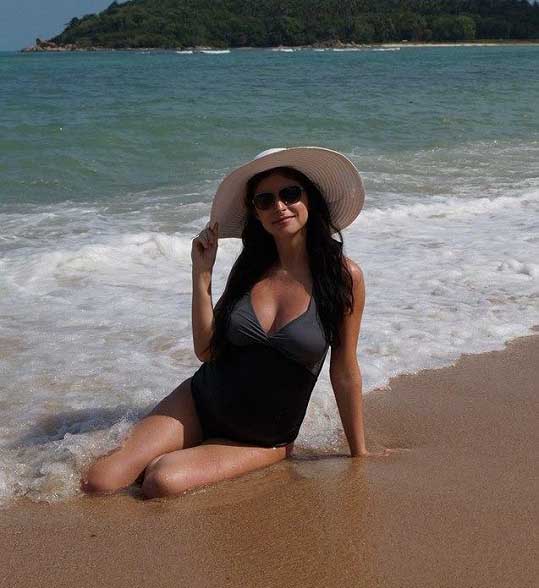 Дениса Ержабкова голая. Фото - 3