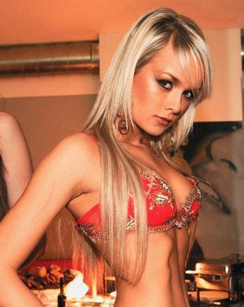 Доминика Кадлчкова голая. Фото - 6