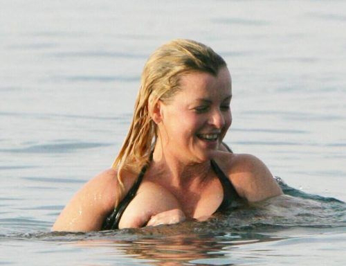 Ивета Бартошова голая. Фото - 5