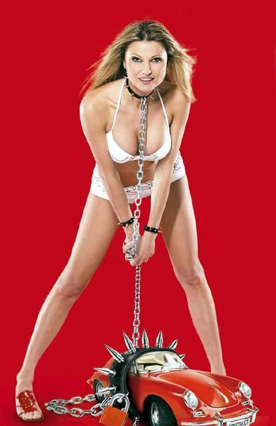 Йитка Коцурова голая. Фото - 17