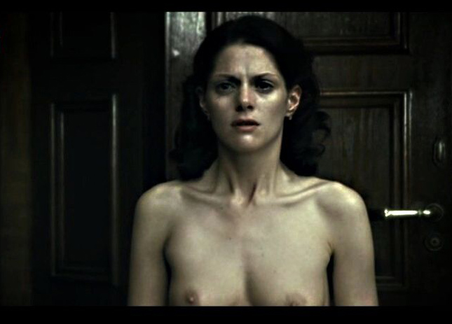 Клара Иссова голая. Фото - 8