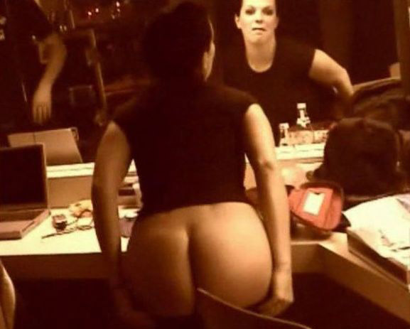 Марта Яндова голая. Фото - 8