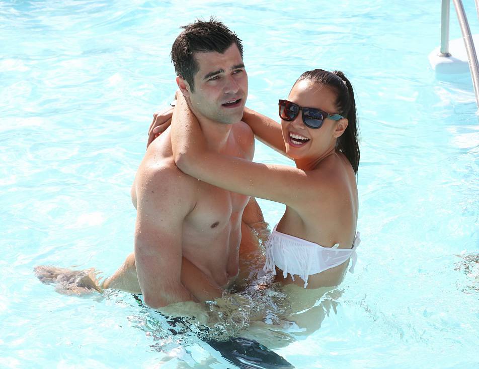 Моника Леова голая. Фото - 27