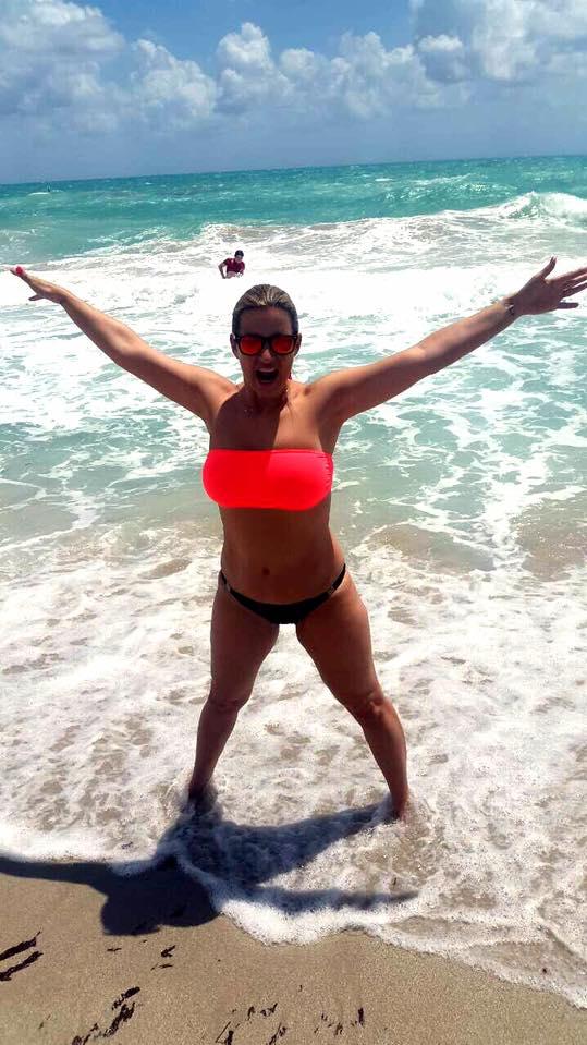 Моника Марешова голая. Фото - 2