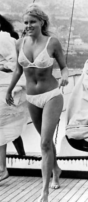 Ольга Шоберова голая. Фото - 5