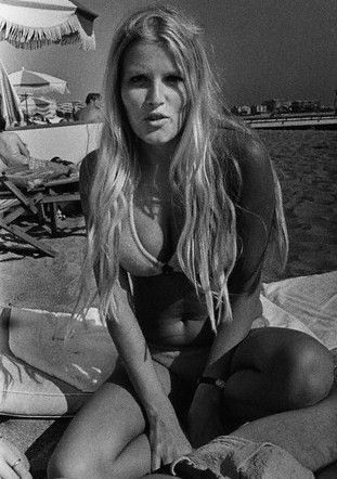 Ольга Шоберова голая. Фото - 8