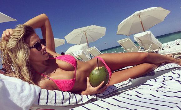 Вероника Копрживова голая. Фото - 3