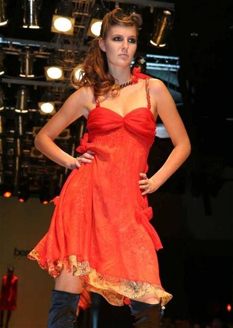 Зузана Росакова голая. Фото - 5