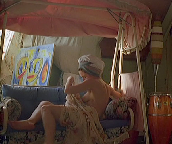 Идил Юнер голая. Фото - 7