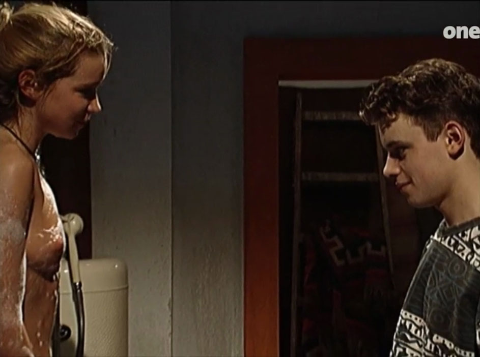 Александра Шалаудек голая. Фото - 10