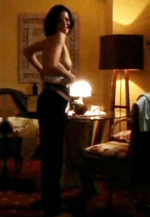 Ангела Рой голая. Фото - 7