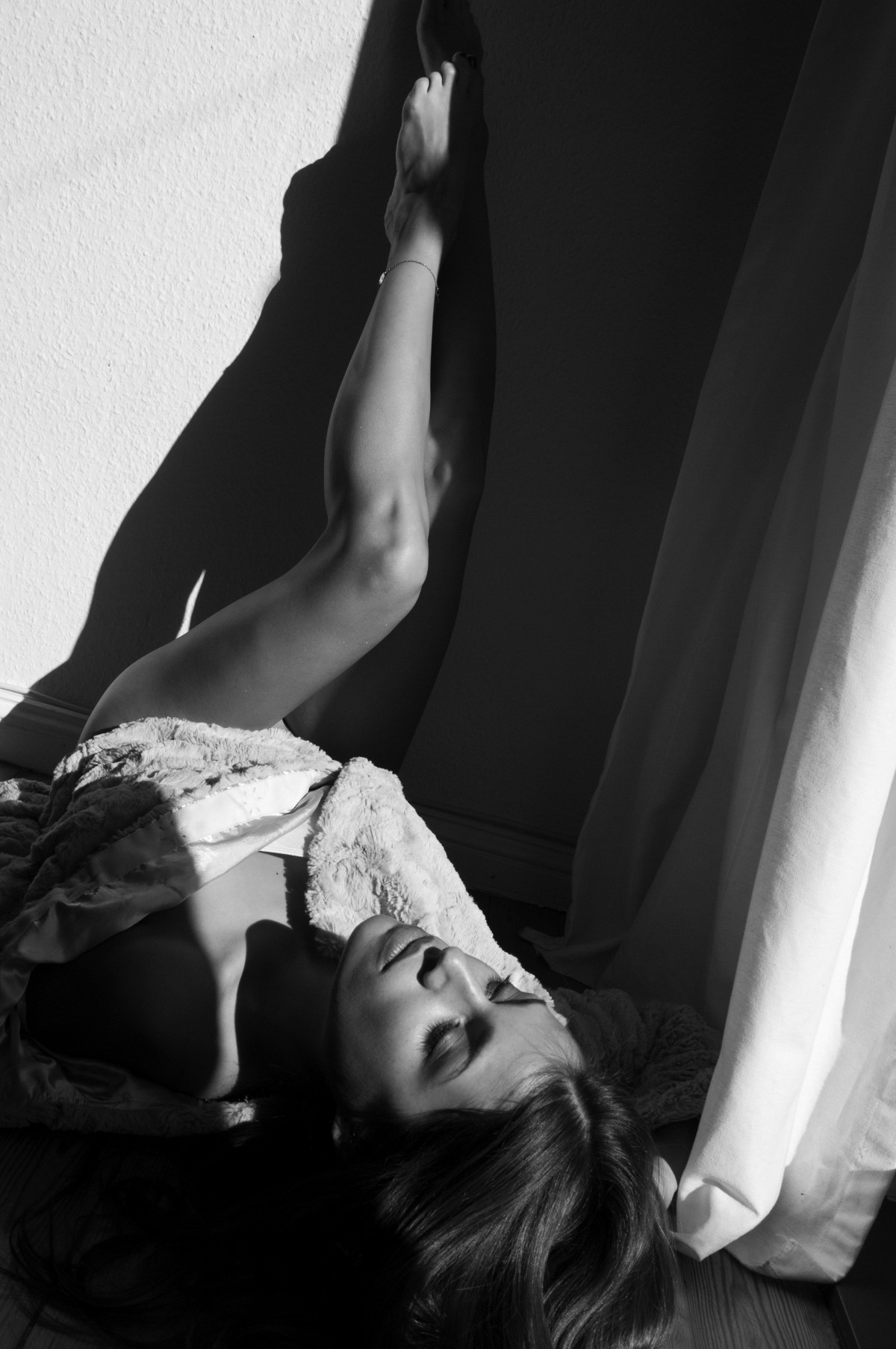 Анна Юлия Капфельшпергер голая. Фото - 5