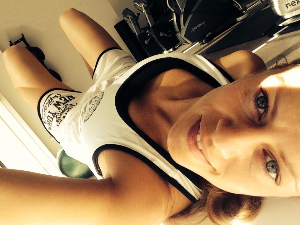 Аннеке Дюркопп голая. Фото - 2