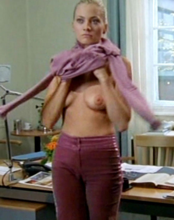 Анника Мурьян голая. Фото - 13