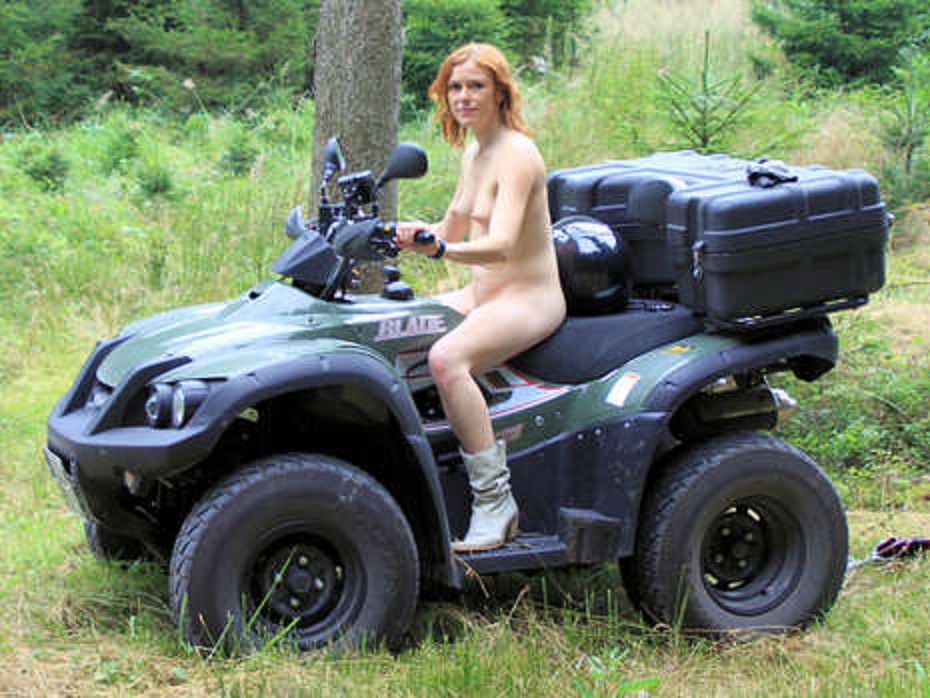 Антье Моннинг голая. Фото - 43