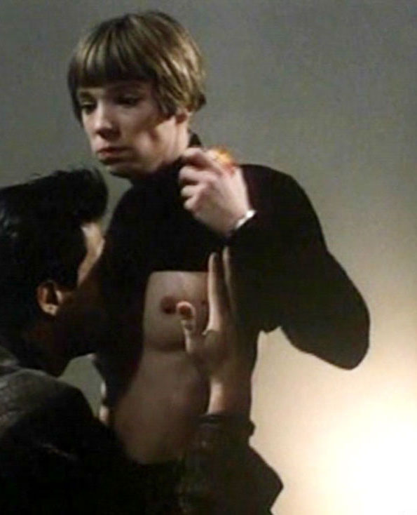 Беата Йенсен голая. Фото - 9