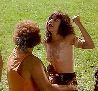 Беатрис Мановски голая. Фото - 15