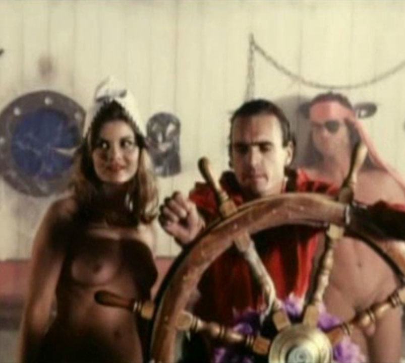 Бирге Шаде голая. Фото - 9