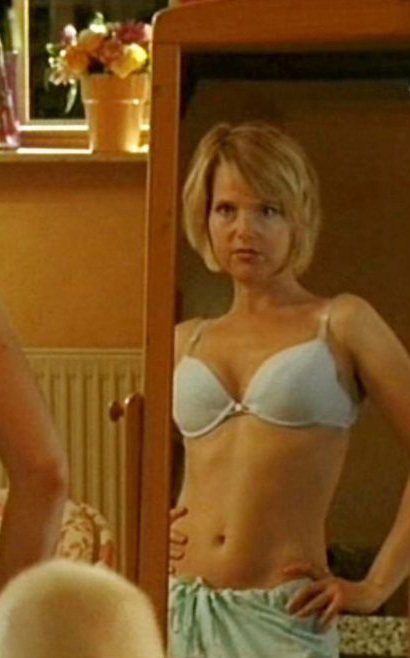 Бояна Голенач голая. Фото - 1