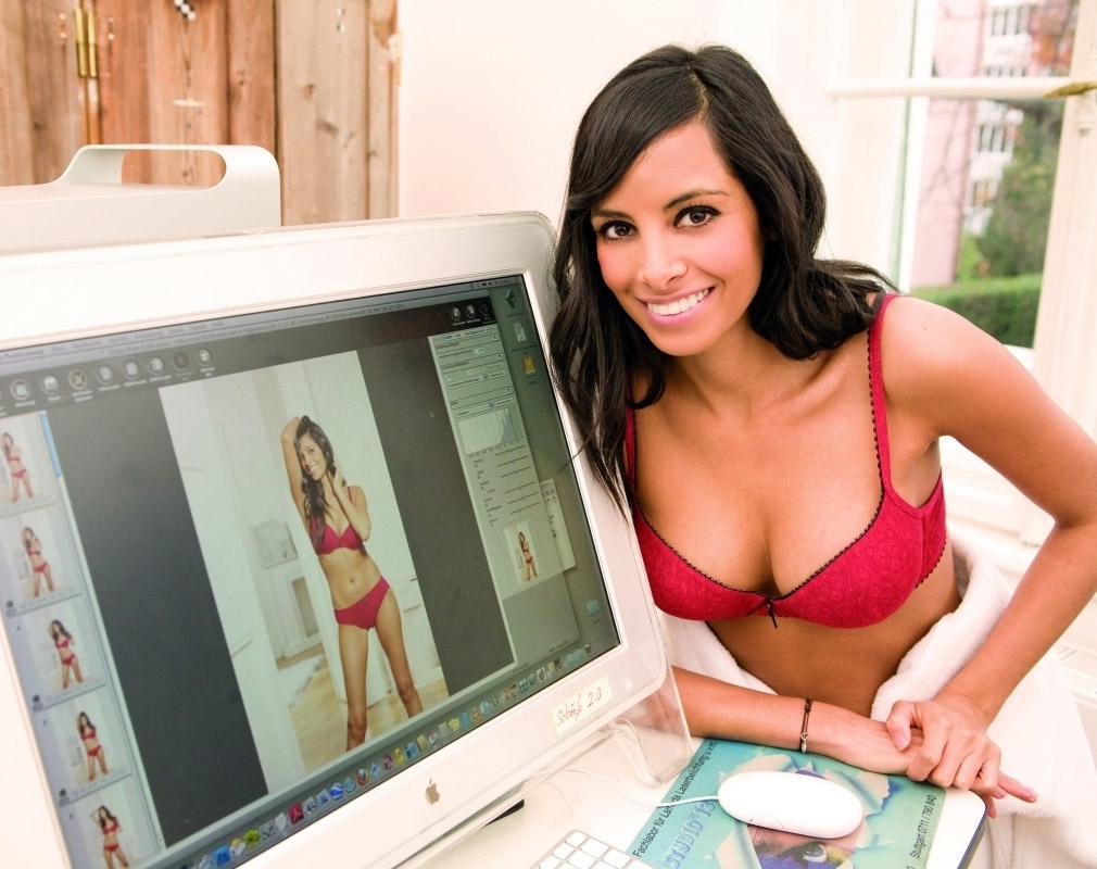 Колльен Ульмен-Фернендес голая. Фото - 37