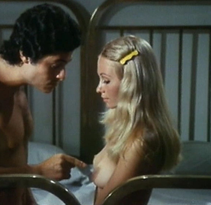 Дорит Хенке голая. Фото - 137