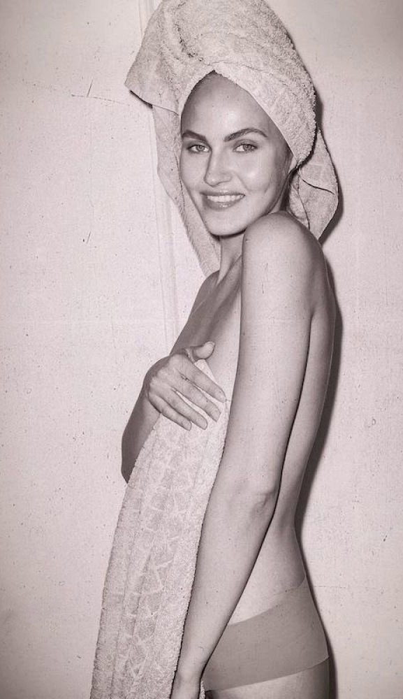 Елена Каррьер голая. Фото - 8