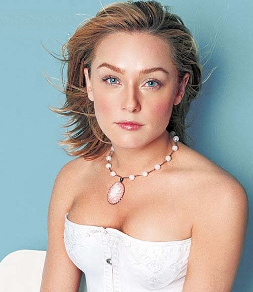 Элизабет Рём голая. Фото - 3