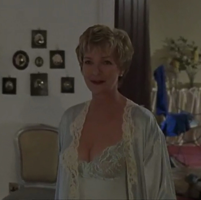 Гила фон Вайтерсхаузен голая. Фото - 3