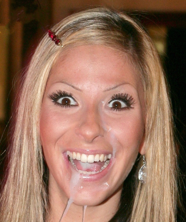 Гюлькан Кампс голая. Фото - 1