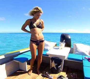 Янни Хеншайд голая. Фото - 22