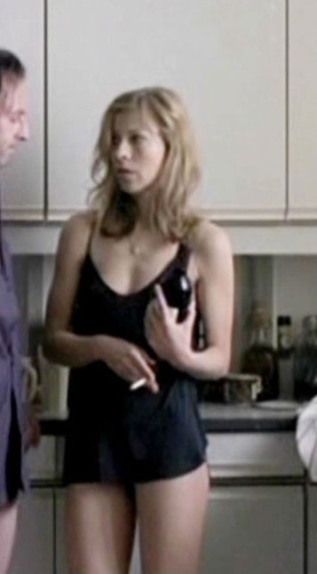 Юля Бёве голая. Фото - 23