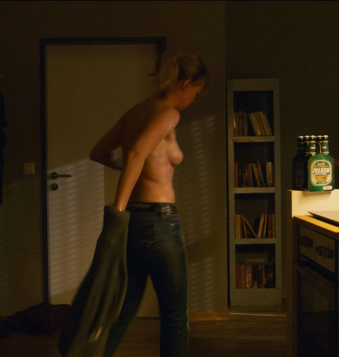 Лиза Вагнер голая. Фото - 17