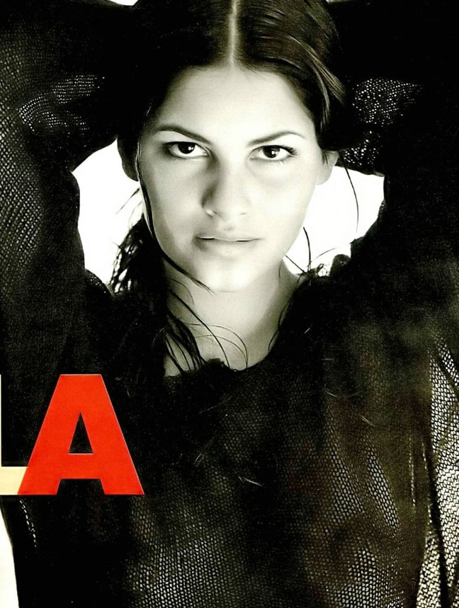 Мандала Тайде голая. Фото - 6