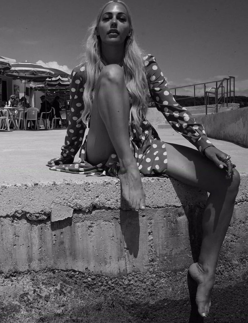 Мерьем Узерли голая. Фото - 13