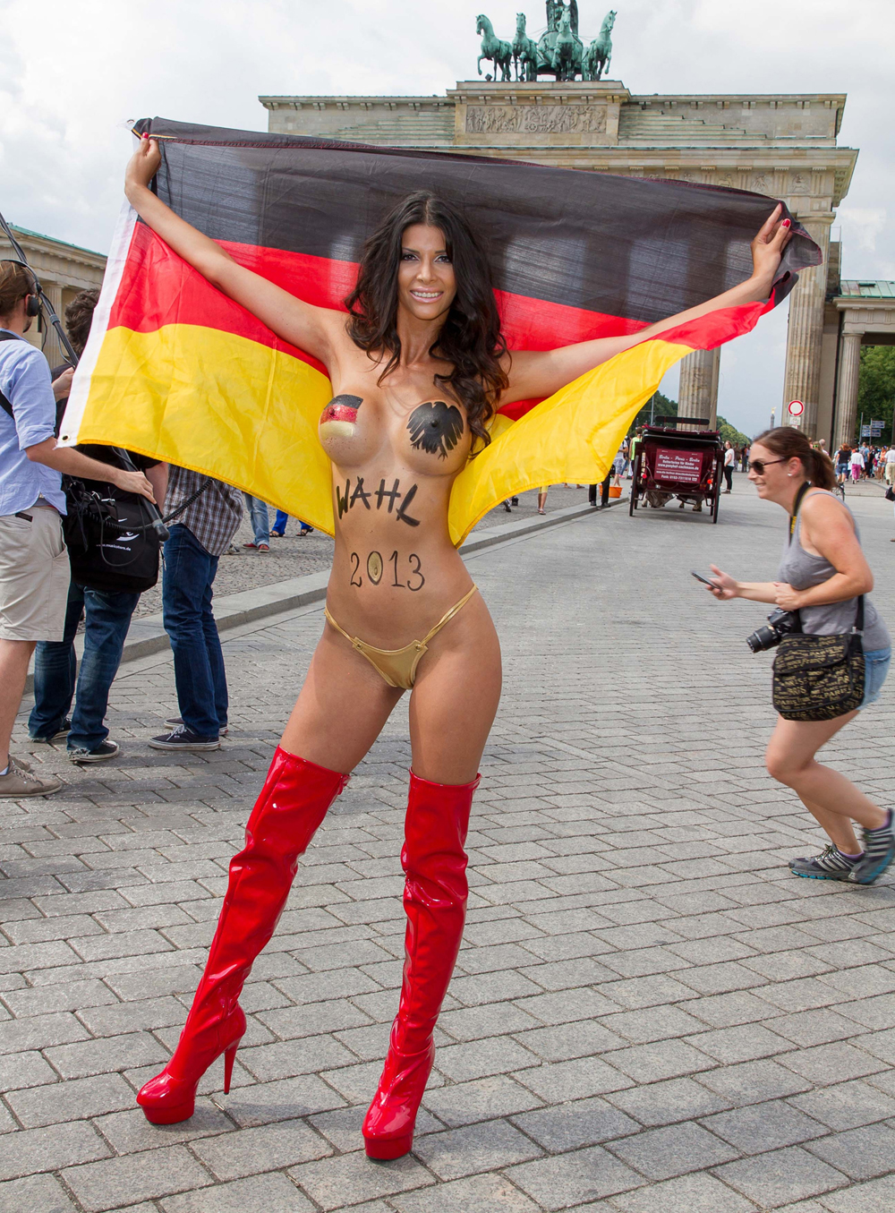 Микаэла Шефер голая. Фото - 168