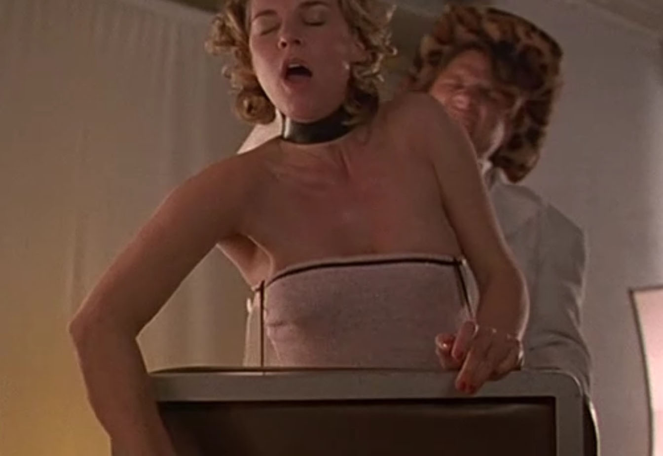 Неля Мюллер-Штофен голая. Фото - 16