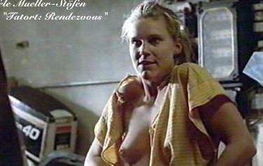 Неля Мюллер-Штофен голая. Фото - 3