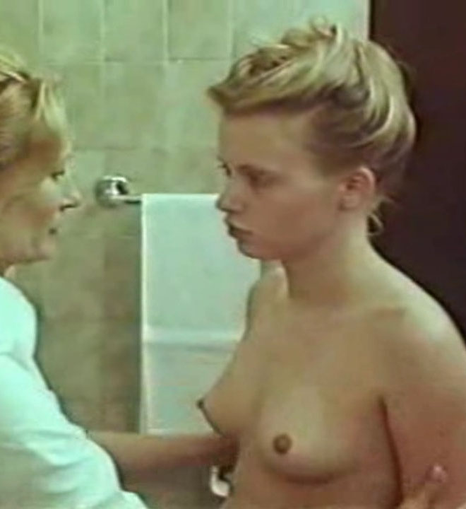 Рена Нихаус голая. Фото - 4