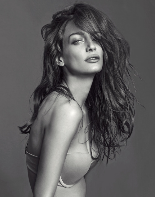 Сэнди Леддин голая. Фото - 9