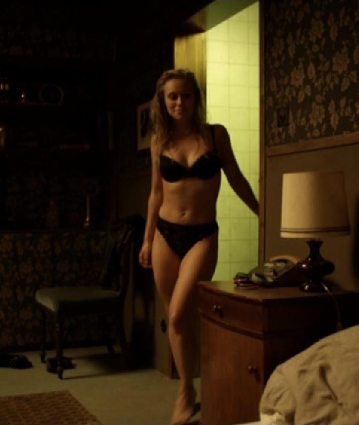 Сина Ткоч голая. Фото - 7