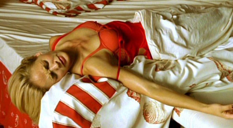 Зонзее Ной голая. Фото - 9