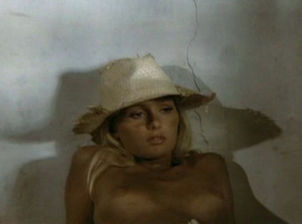 Урсула Бучфеллнер голая. Фото - 27