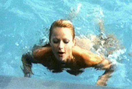 Уте Кристенсен голая. Фото - 3