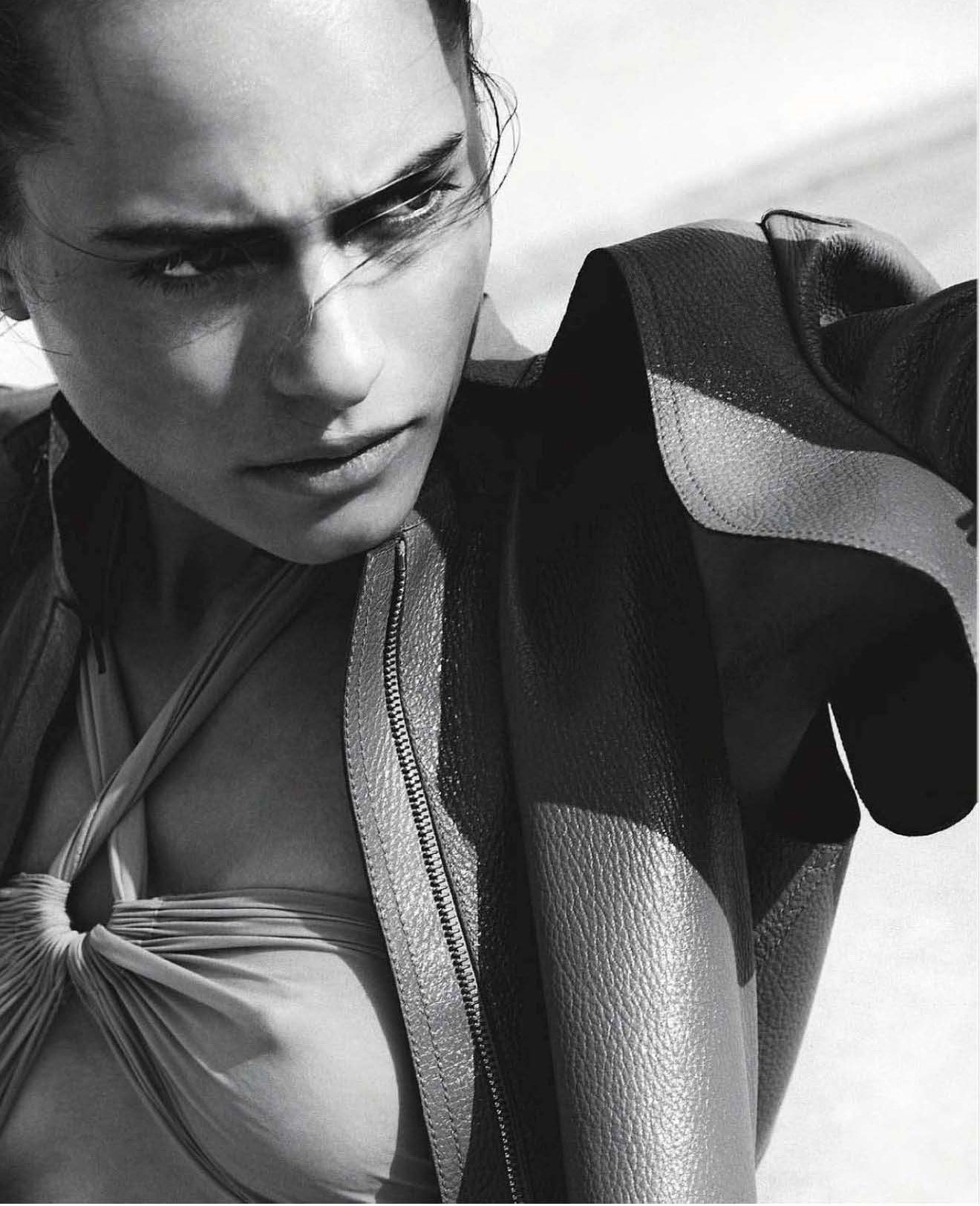 Ванесса Хегельмайер голая. Фото - 11